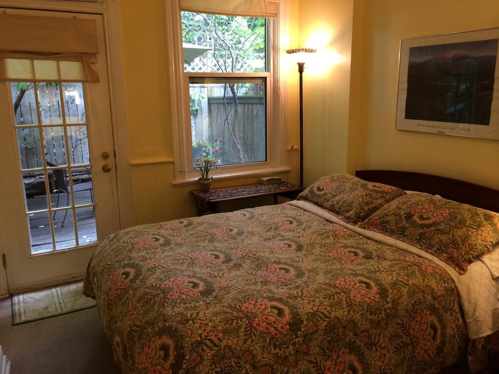 Mcgill Inn B&B Toronto Oda fotoğraf